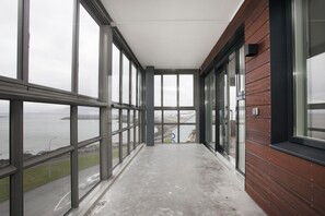 Interior - Ocean View Luxury Apartment in Central Reykjavik (Vesturbær)