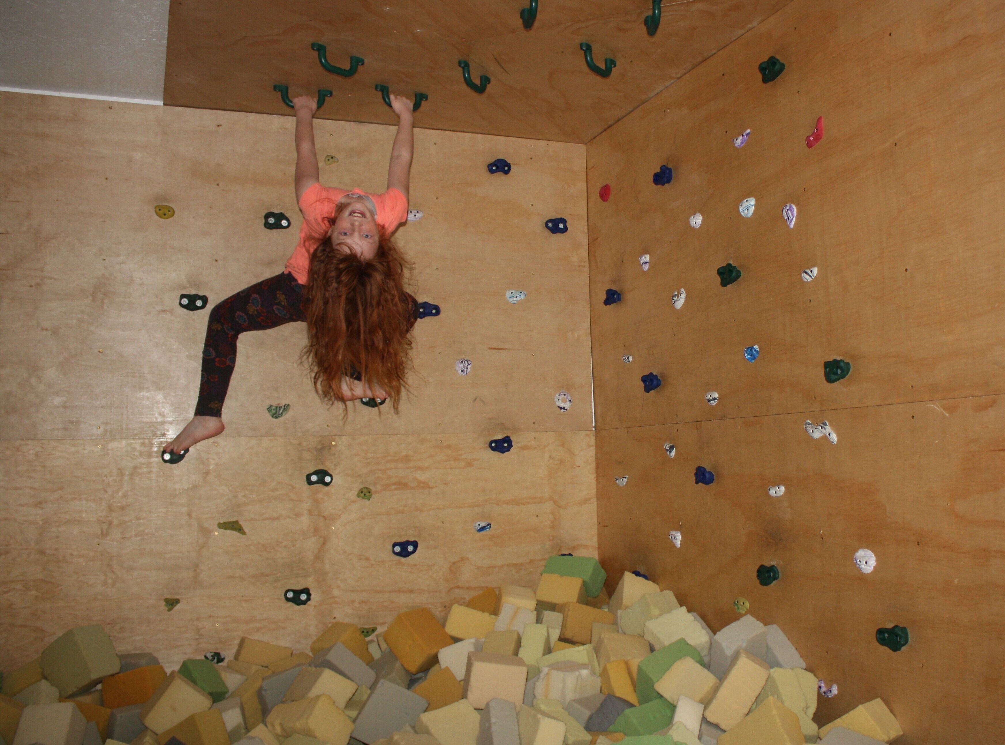 BearLake Lookout-Game Room, Foam Pit with Rock wall,  Amazing Views of the Lake,