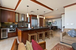 Interior - Luxury 3BR/2.5BA Ko Olina Penthouse OT1002– Sleeps 8, Ocean & Garden Views, Lanai, 2 Free Parking (Ko Olina)