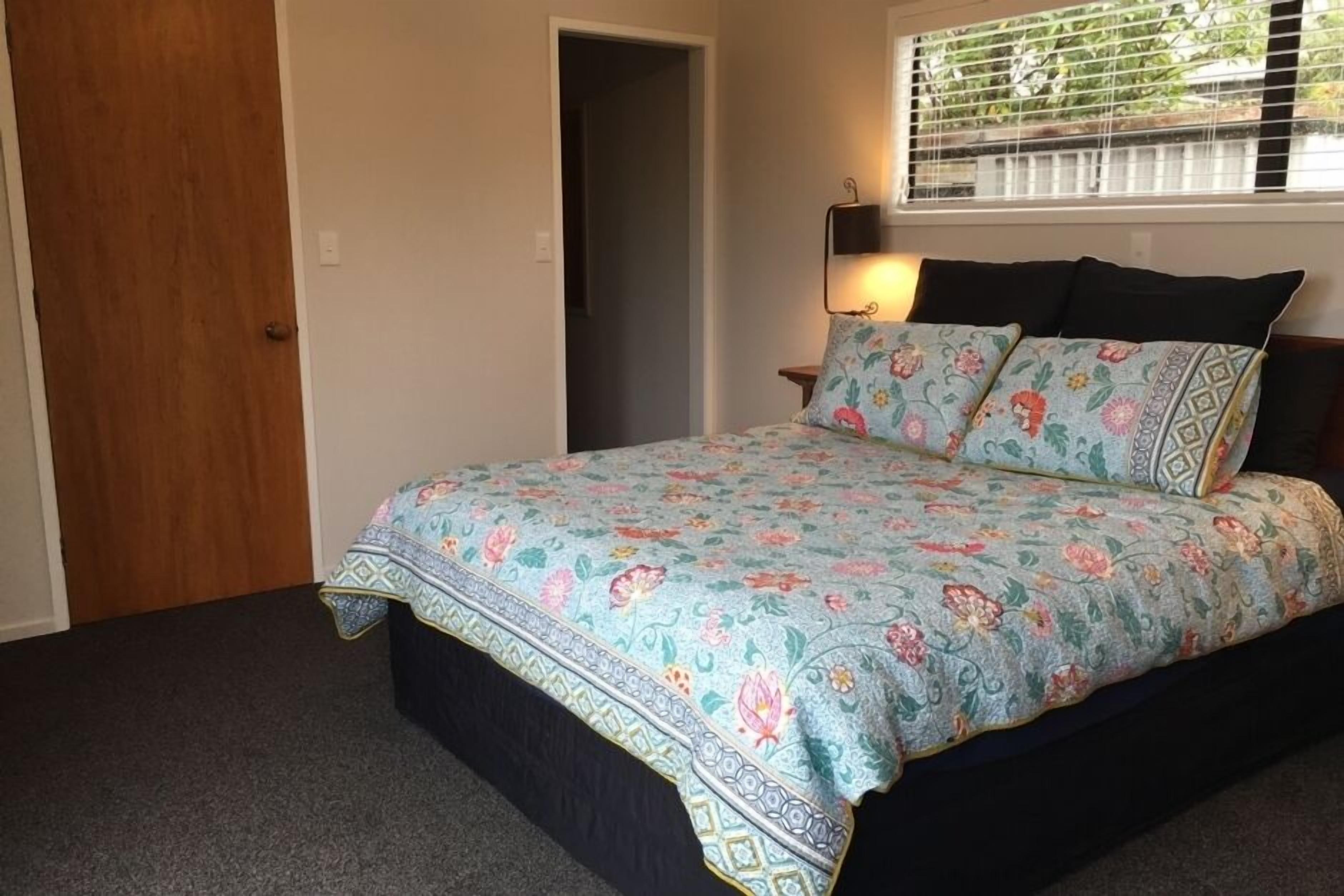 4 bedrooms, iron/ironing board, travel cot, free WiFi