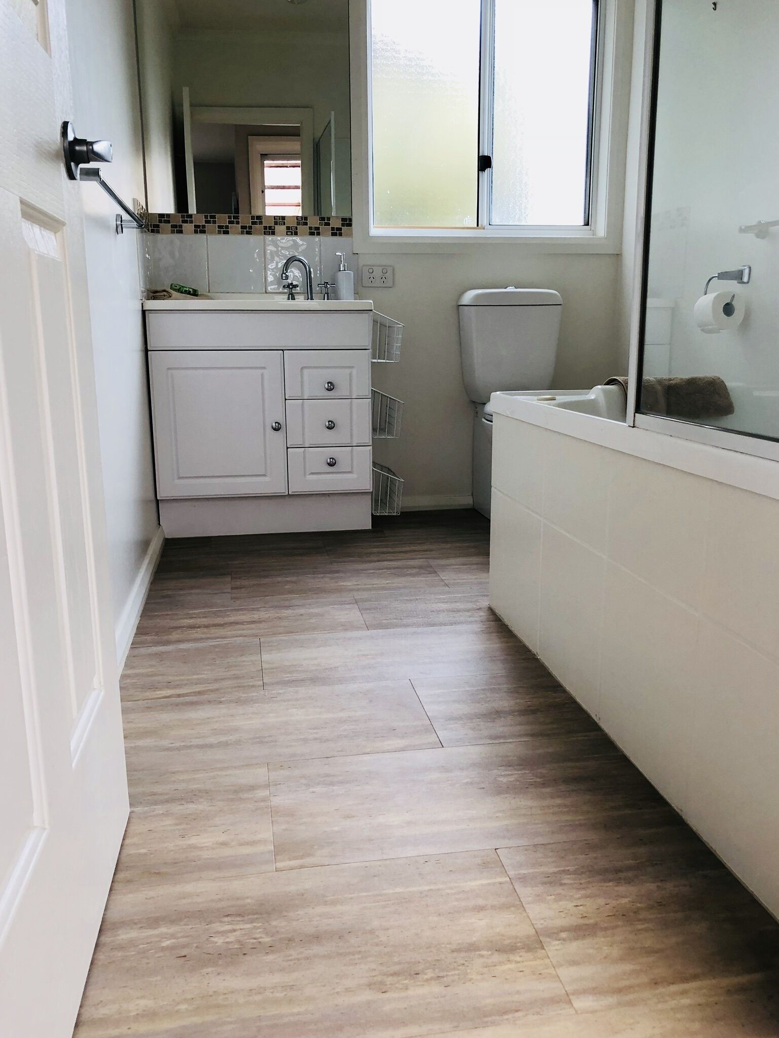 Carlton Beach Holiday House — image 14