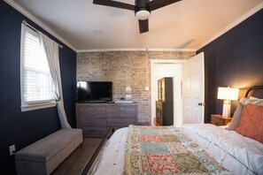 1 bedroom, desk, iron/ironing board, free WiFi