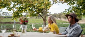 Bed In A Shed Too – Creative Vineyard Villa