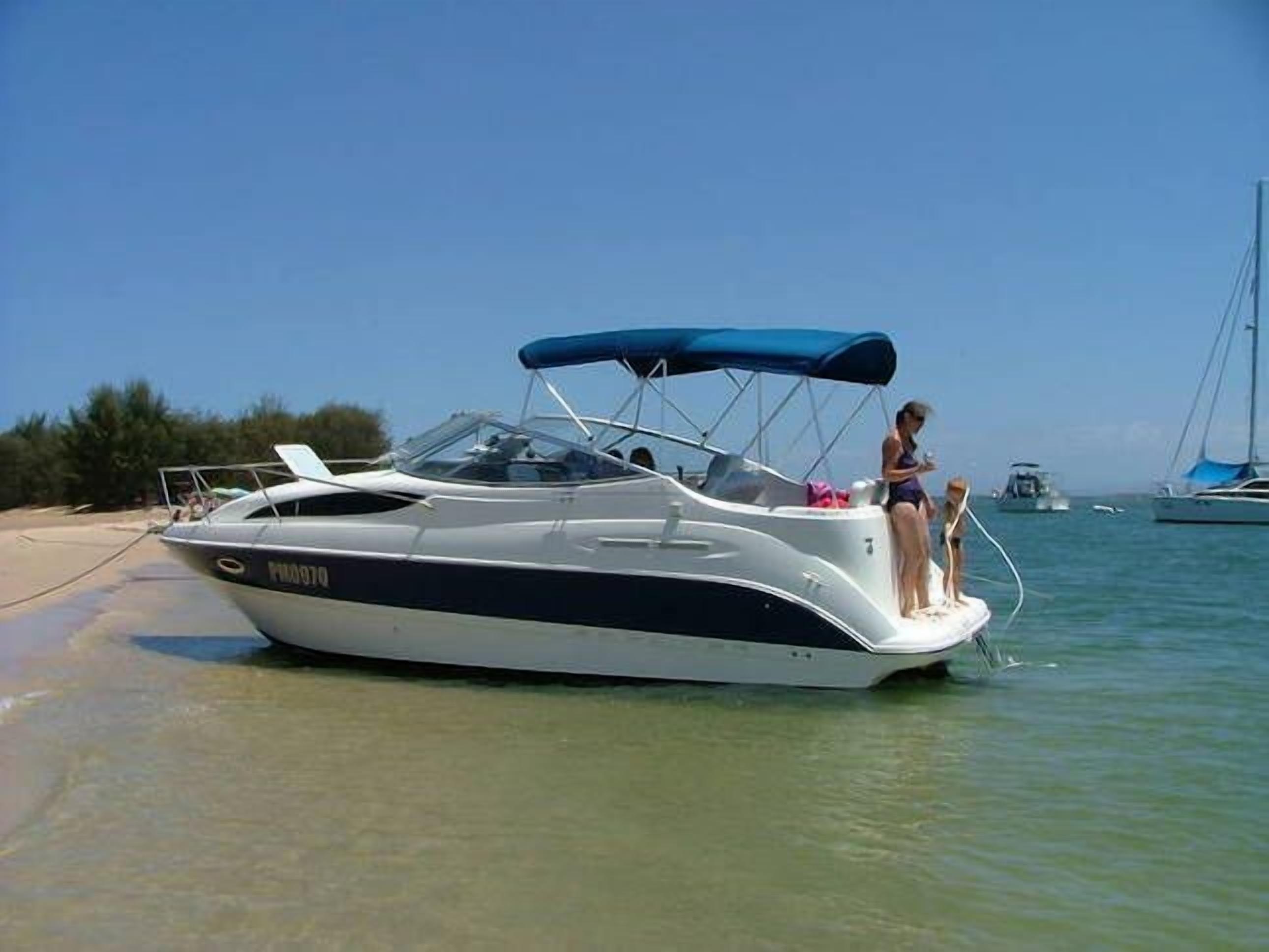 SUNSHINE WATERS - Large Waterfront — image 4