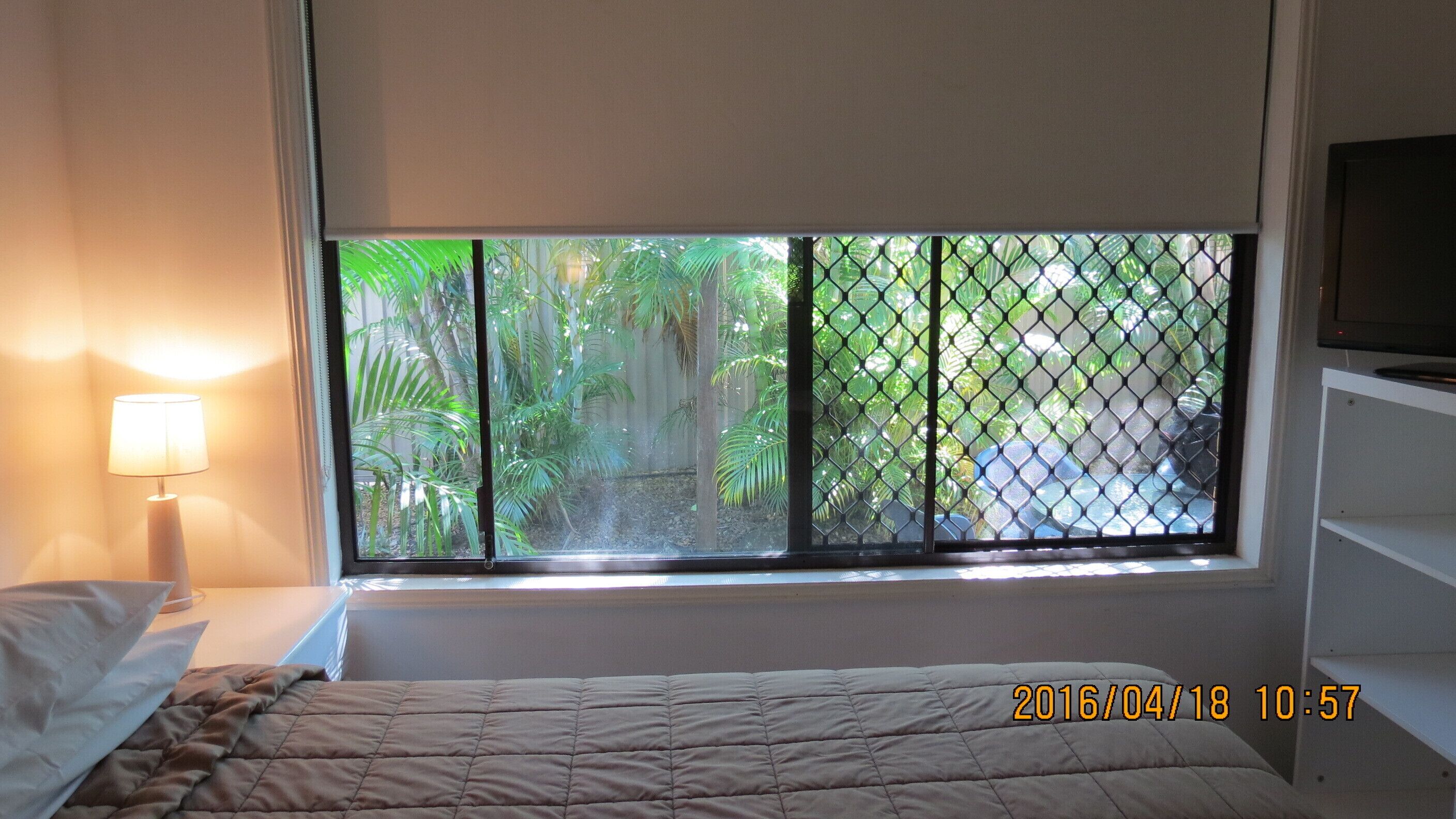 SUNSHINE WATERS - Large Waterfront — image 22