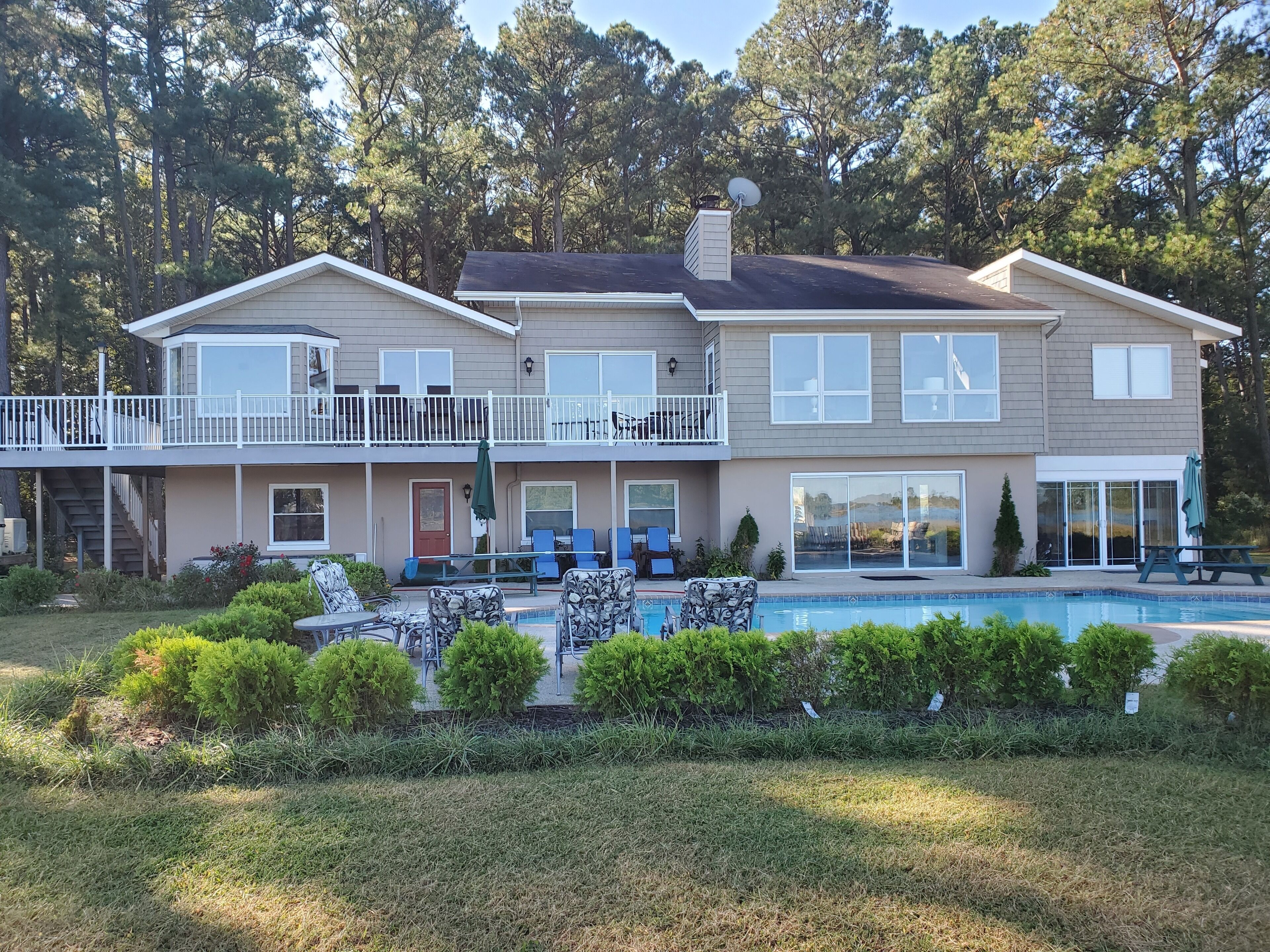 Kingsbay Waterside Retreat House