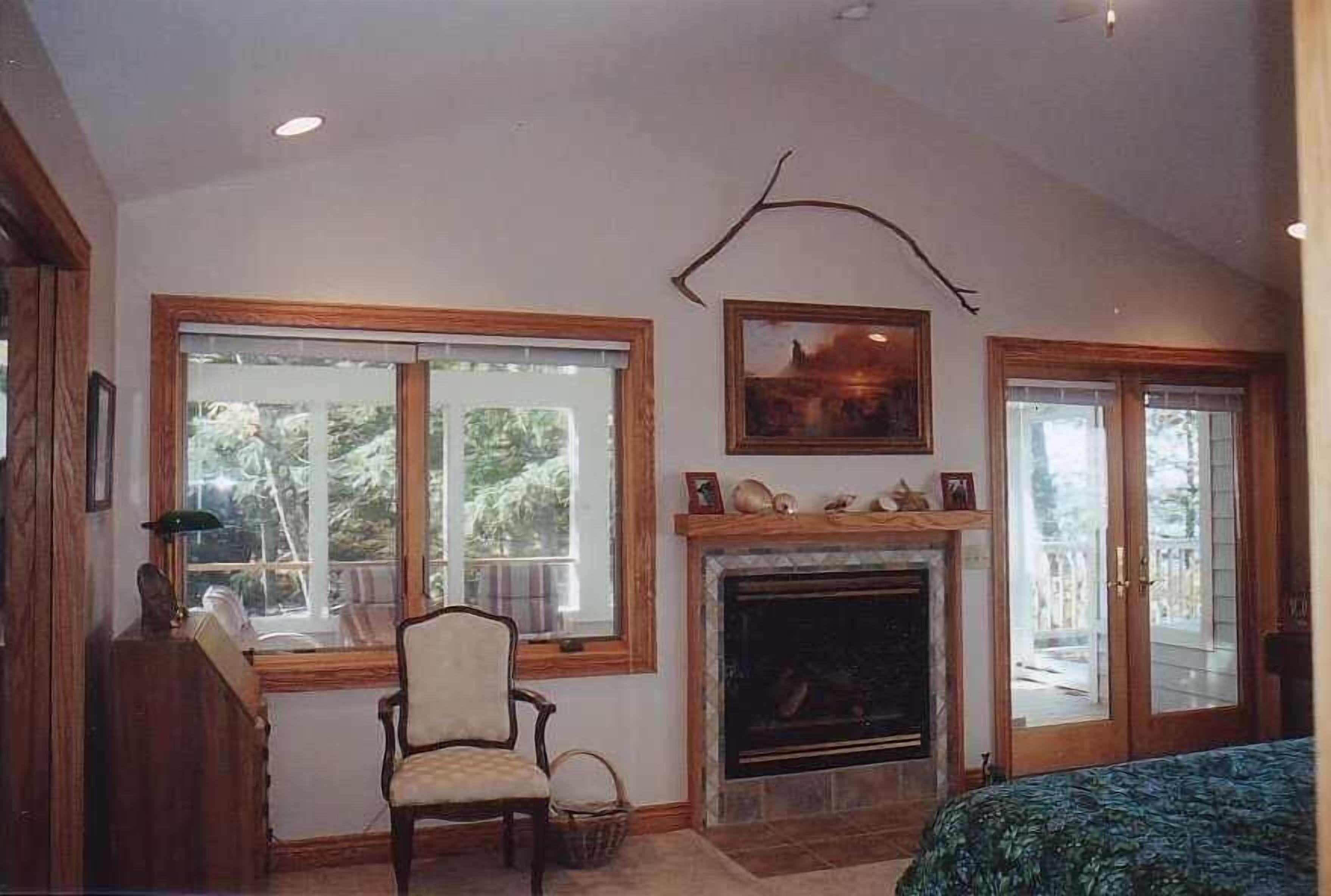 Beautiful Lake Michigan Beachfront Cottage