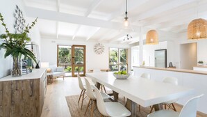 Microwave, stovetop, dishwasher - Stunning Sorrento Escape With Pool (SORRENTO)