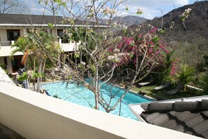 Outdoor pool - Ocean View Villa with Pool - Villas Casa Loma - Suite 101 (Playa Flamingo)