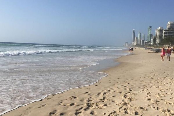 Surfers paradise beach is 8 minute drive or so
