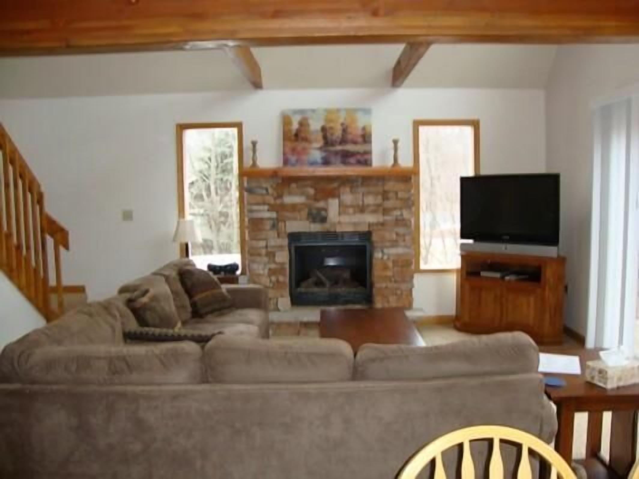 Chalet, Towamensing Trails, Ski Slopes are Open!!