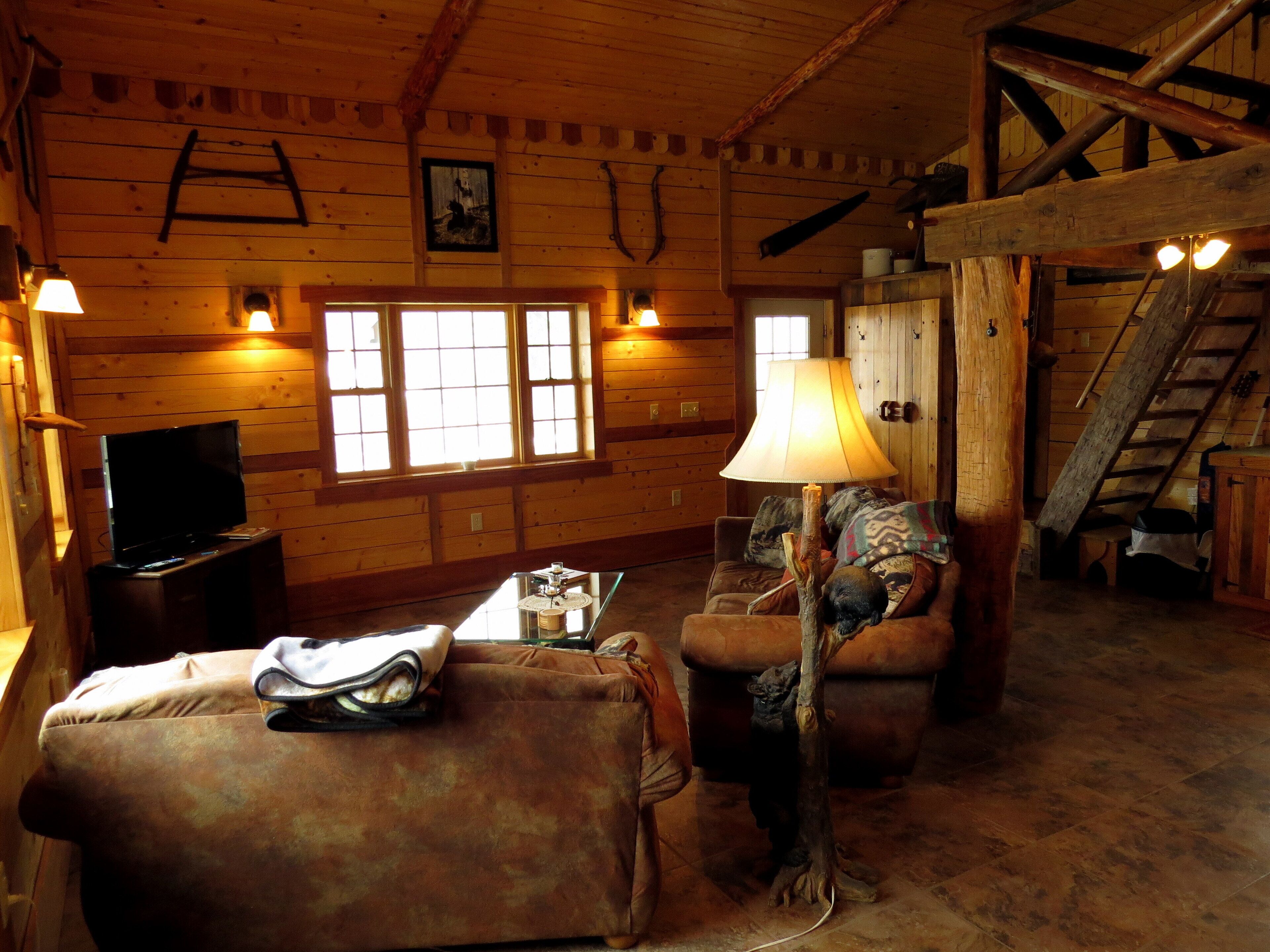 Discounted Rates/Rustic Memories/Quiet Romantic Setting/Catch and Release Pond