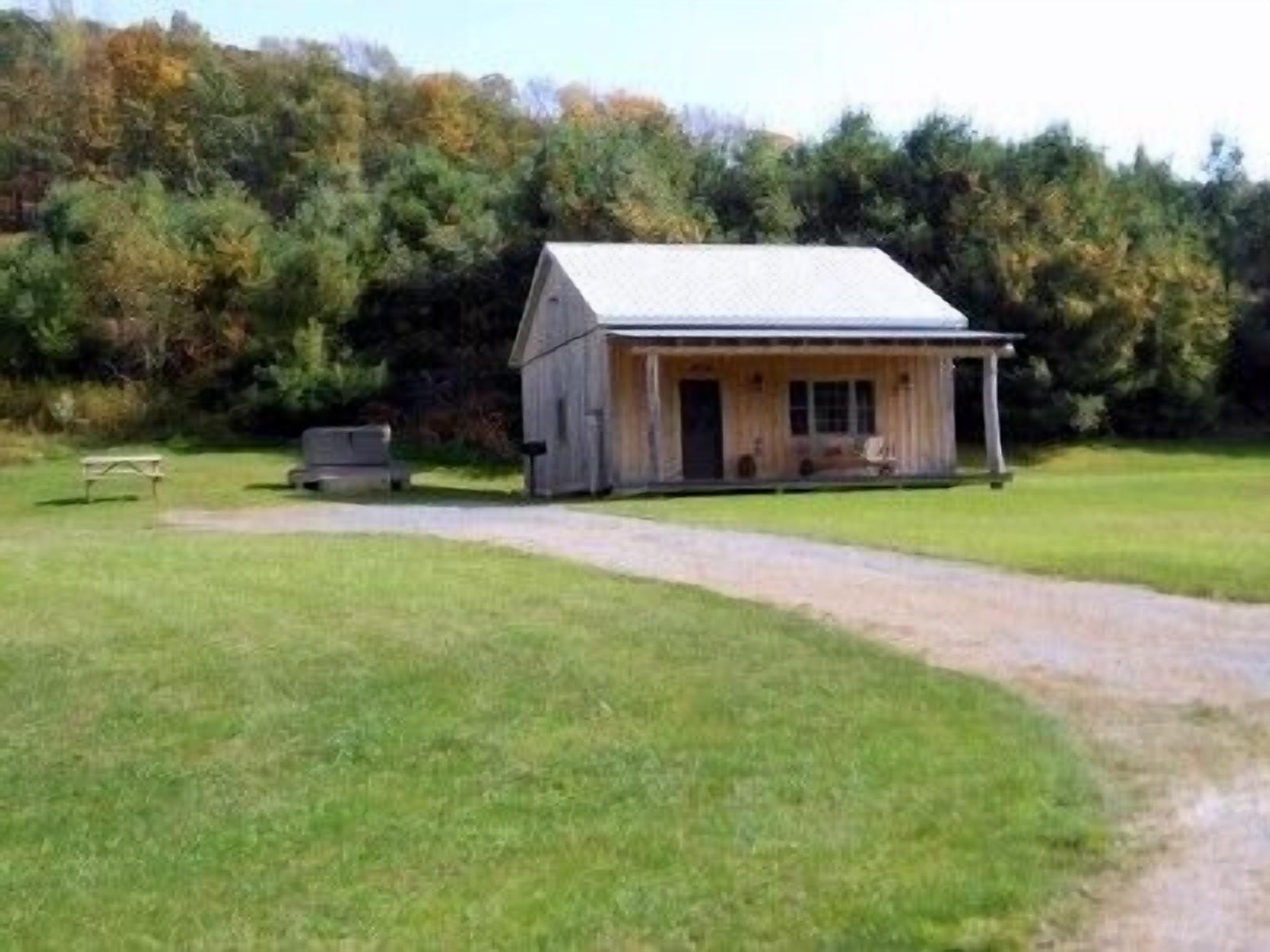 Discounted Rates/Rustic Memories/Quiet Romantic Setting/Catch and Release Pond