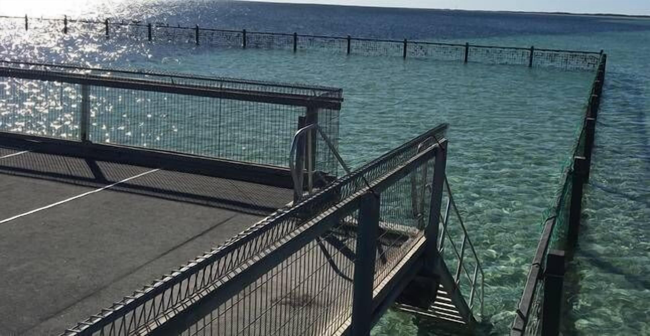 Ocean Fountain - 100m to the Beach — image 3