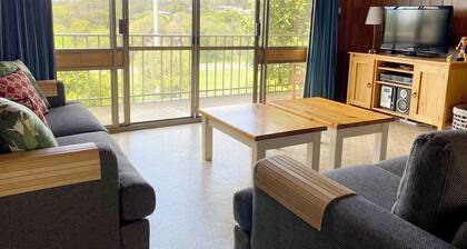 Oli's @ 57 Lakeside Drive, Mallacoota