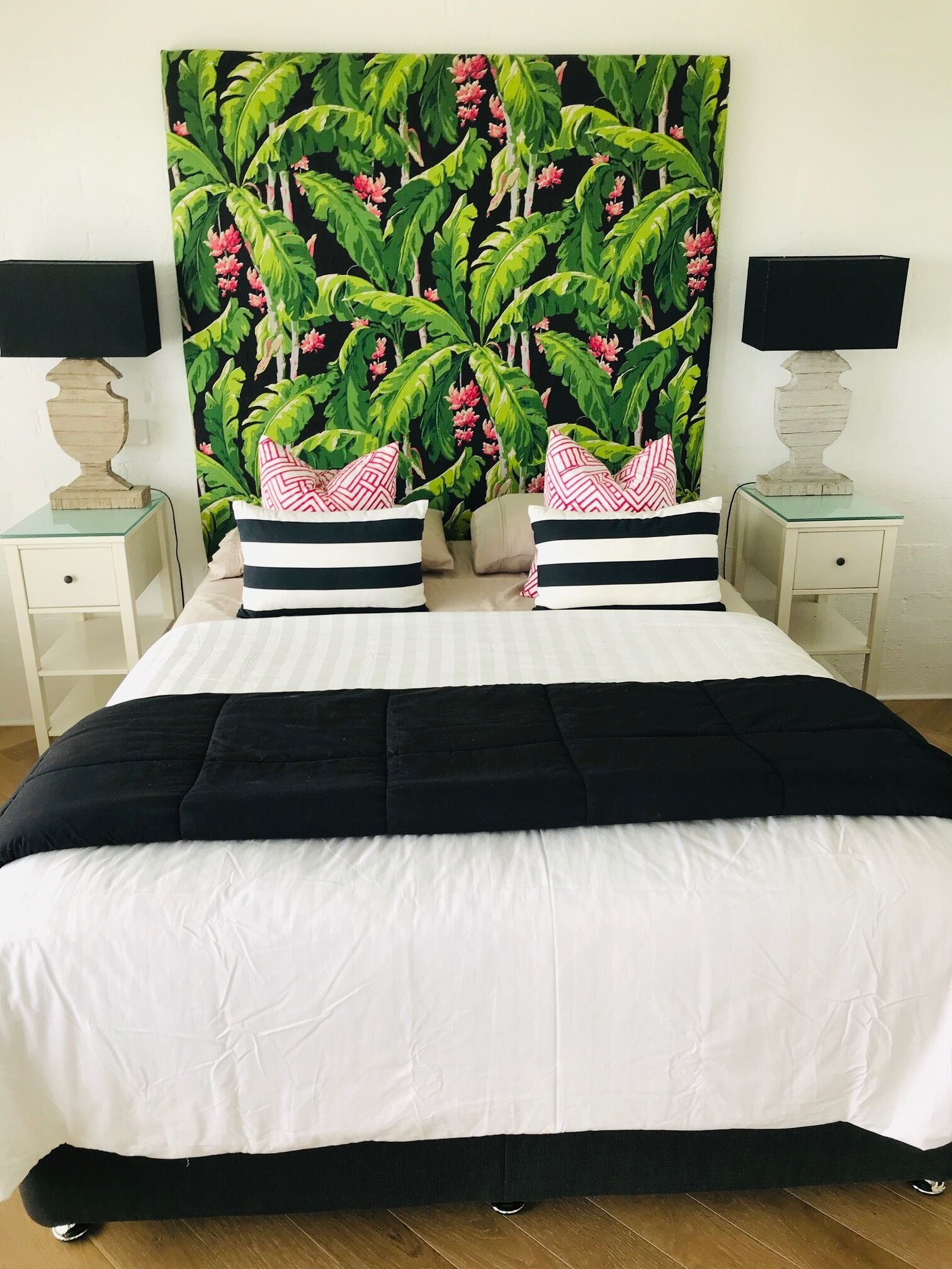 21 The Quarterdeck Stylish waterfront accommodation