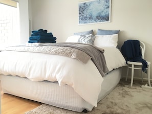 2 habitaciones, tabla de planchar con plancha y acceso a internet