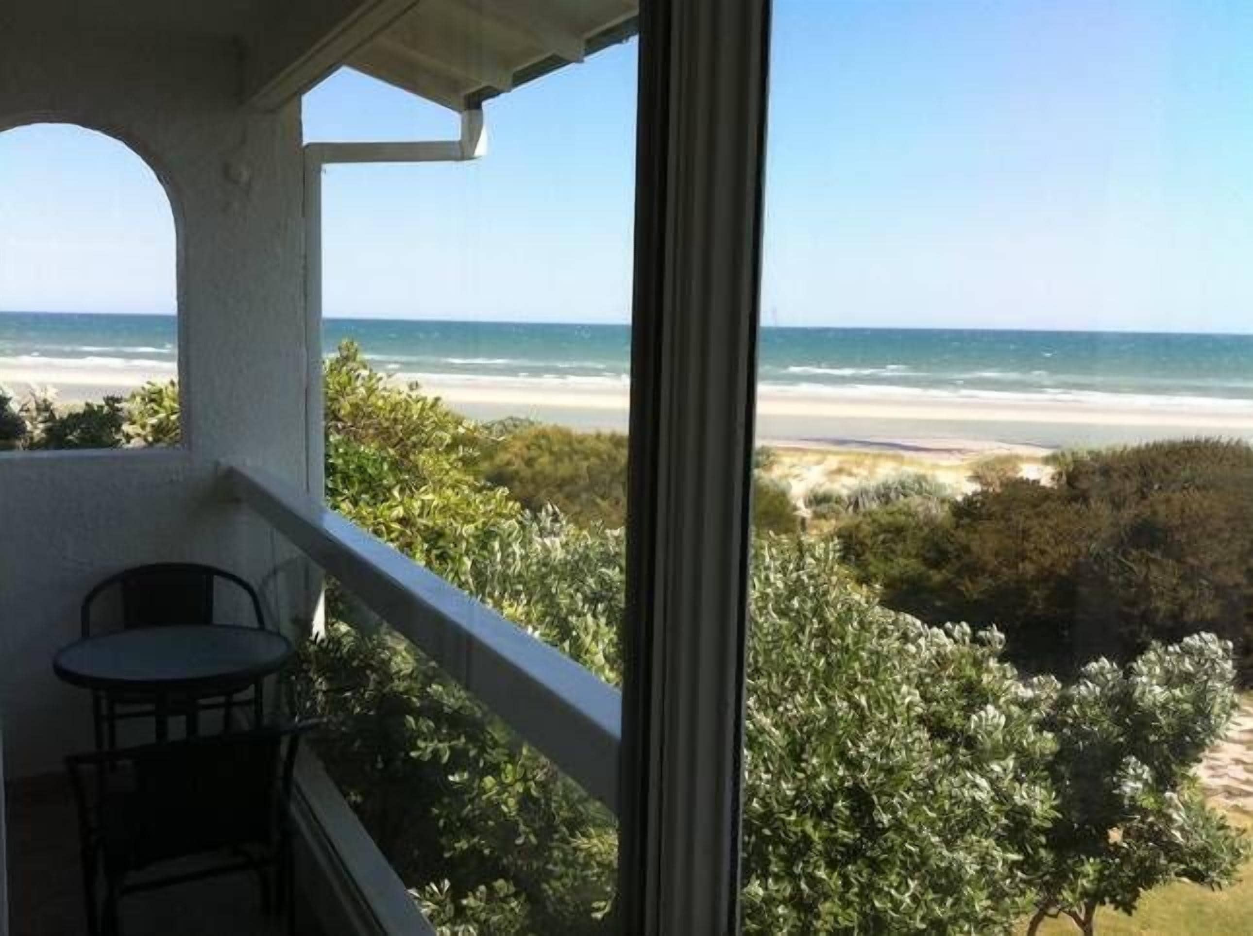 Adelaide Beach Serenity