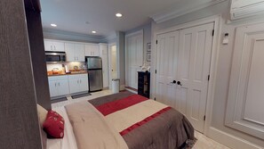1 habitación, tabla de planchar con plancha, wifi gratis y ropa de cama 