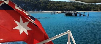 Fraser Island House, stunning Sunset views, 5 bed/2.5 bth, pool table, 13 guests