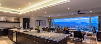 NEW! Amazing Ocean View with 10-15 minute walk to Downtown San Lucas!