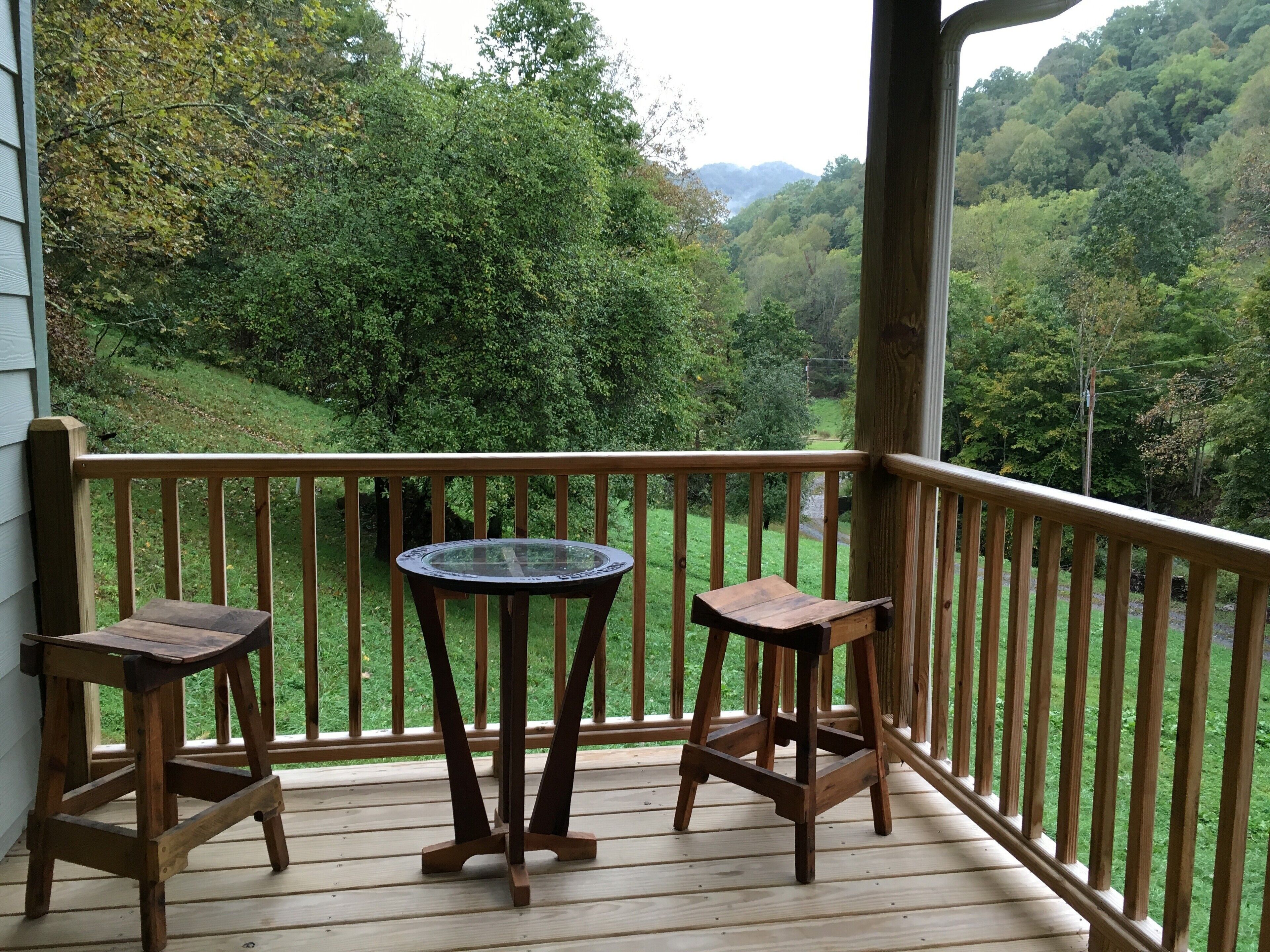 Apple Cabin On The Creek-Mountain Getaway