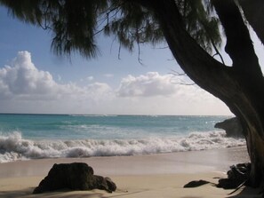 Beach nearby - Tappin's Island Condo in Beautiful Barbados (Oistins)