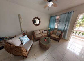 TV - Tappin's Island Condo in Beautiful Barbados (Oistins)