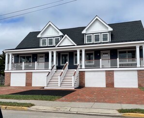 Exterior - Cape May Vacation Rentals-1 block to beach & 2 to town! Walk everywhere! (Cape May)