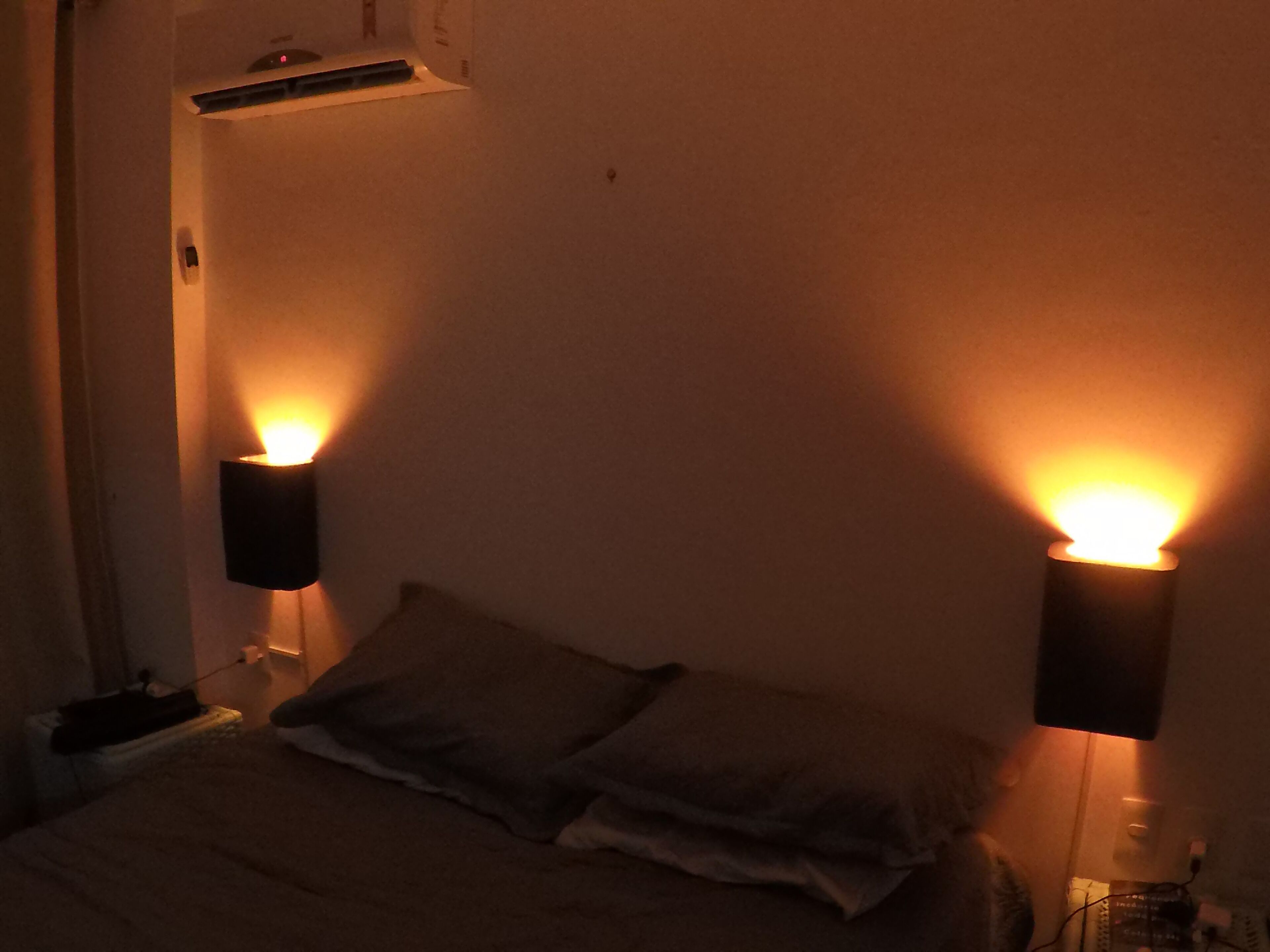 Foot on the sand! Ocean Front! Sea view balcony!