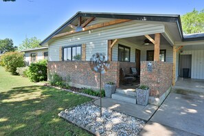 Exterior - Tranquil Hill Country Escape: Pet-Friendly, Near Wineries, & Stellar Stargazing! (Stonewall)