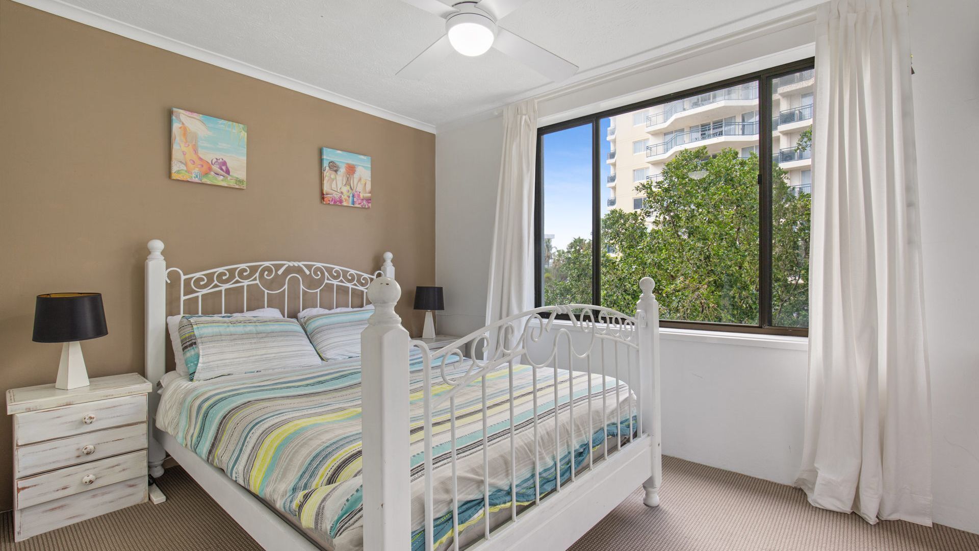 Kirra Vista 9 - Kirra Beachfront - Min. 3 night stays! — image 8