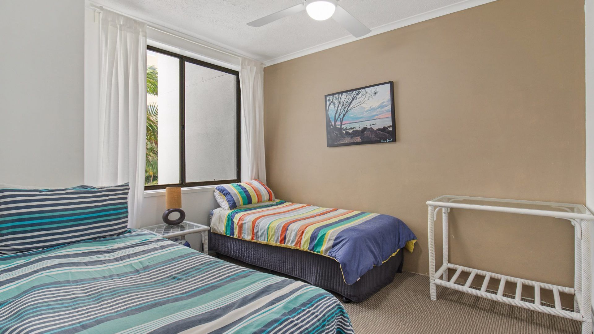 Kirra Vista 9 - Kirra Beachfront - Min. 3 night stays! — image 9