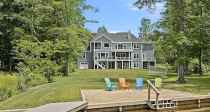 Brand New 8000 Sq Ft Luxus Waterfront Lake Anna Retreat! Schlaf 23, 7 bd / 7baths