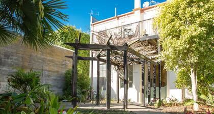 Beautiful Apartment in the heart of Napier with free parking