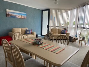 Living area - Unit 4, 36 Maurice Avenue, Mallacoota (Mallacoota)