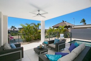 Terrace/patio - Relax, Escape and Enjoy! (Gold Coast)