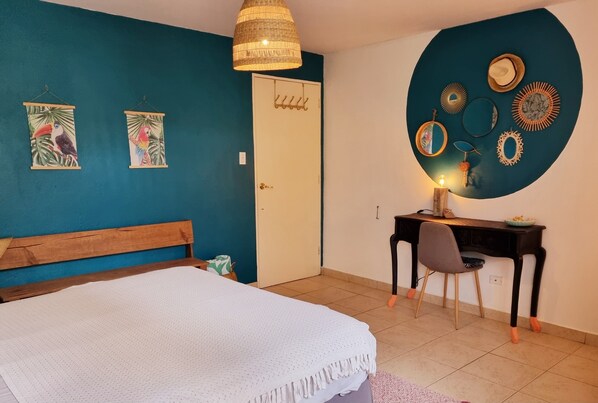 2 Schlafzimmer, Zimmersafe, Schreibtisch, kostenloses WLAN