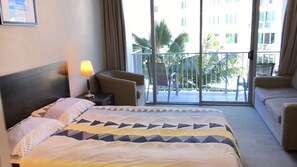 2 bedrooms, in-room safe, desk, iron/ironing board - City Resort 2 bedroom 2 Bathroom Perfect Location (Cairns City)