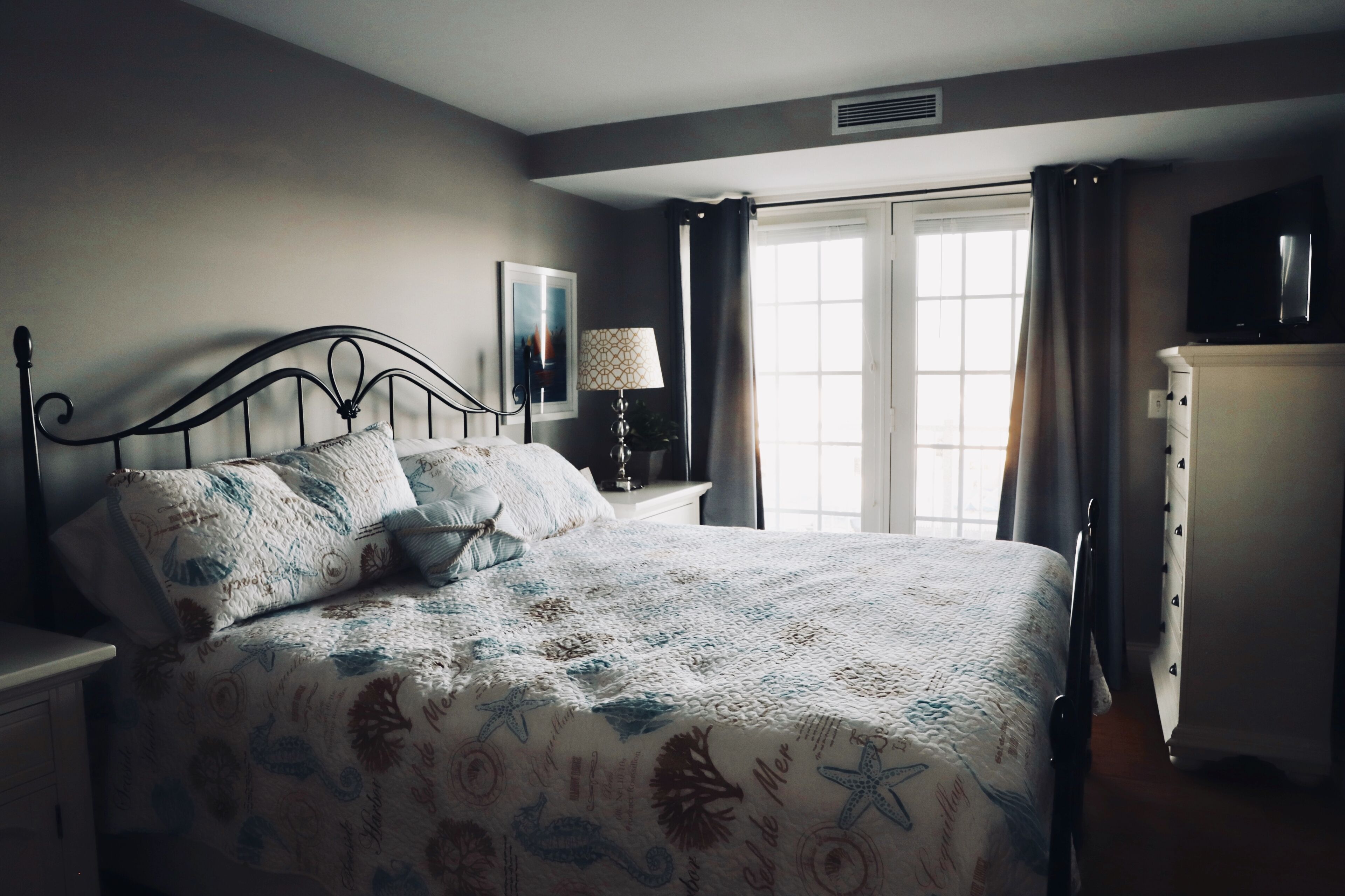 Oceanfront PRIVATE 3BR Condo Sleeps 10 - End Unit -  Unit 404