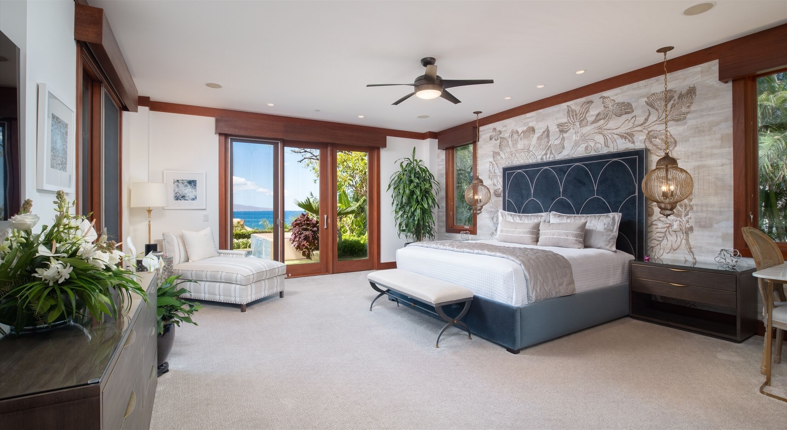ULTRA LUXURY SOLARA LUXE POOL VILLA D101, NEWLY RENOVATED, SLEEPS 8!