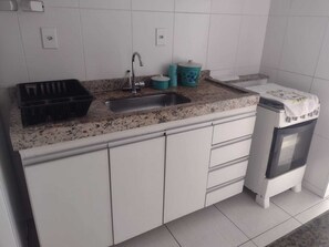 Fridge, microwave, stovetop, blender