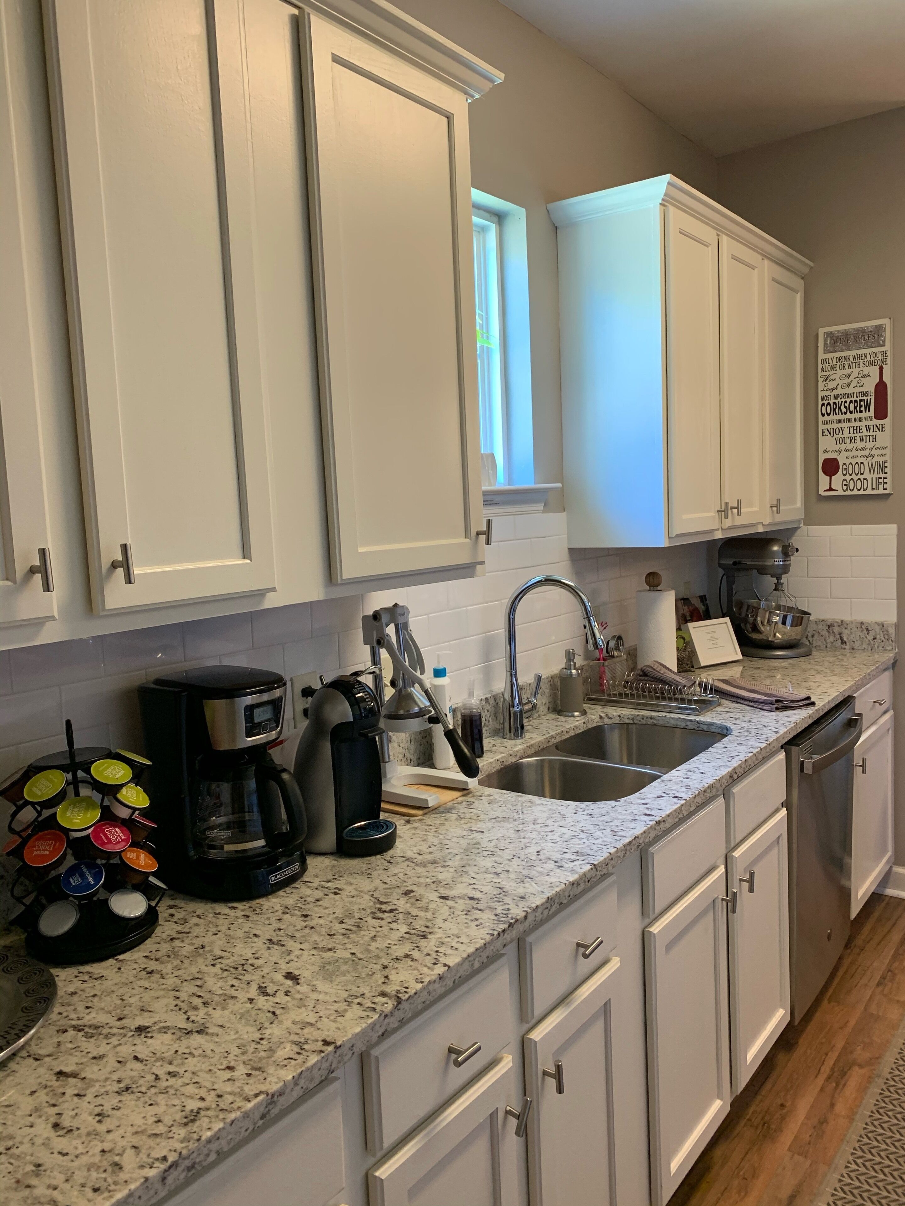 Charming 3 Bedroom/2Bathroom Uptown Cottage with off-street Parking.  