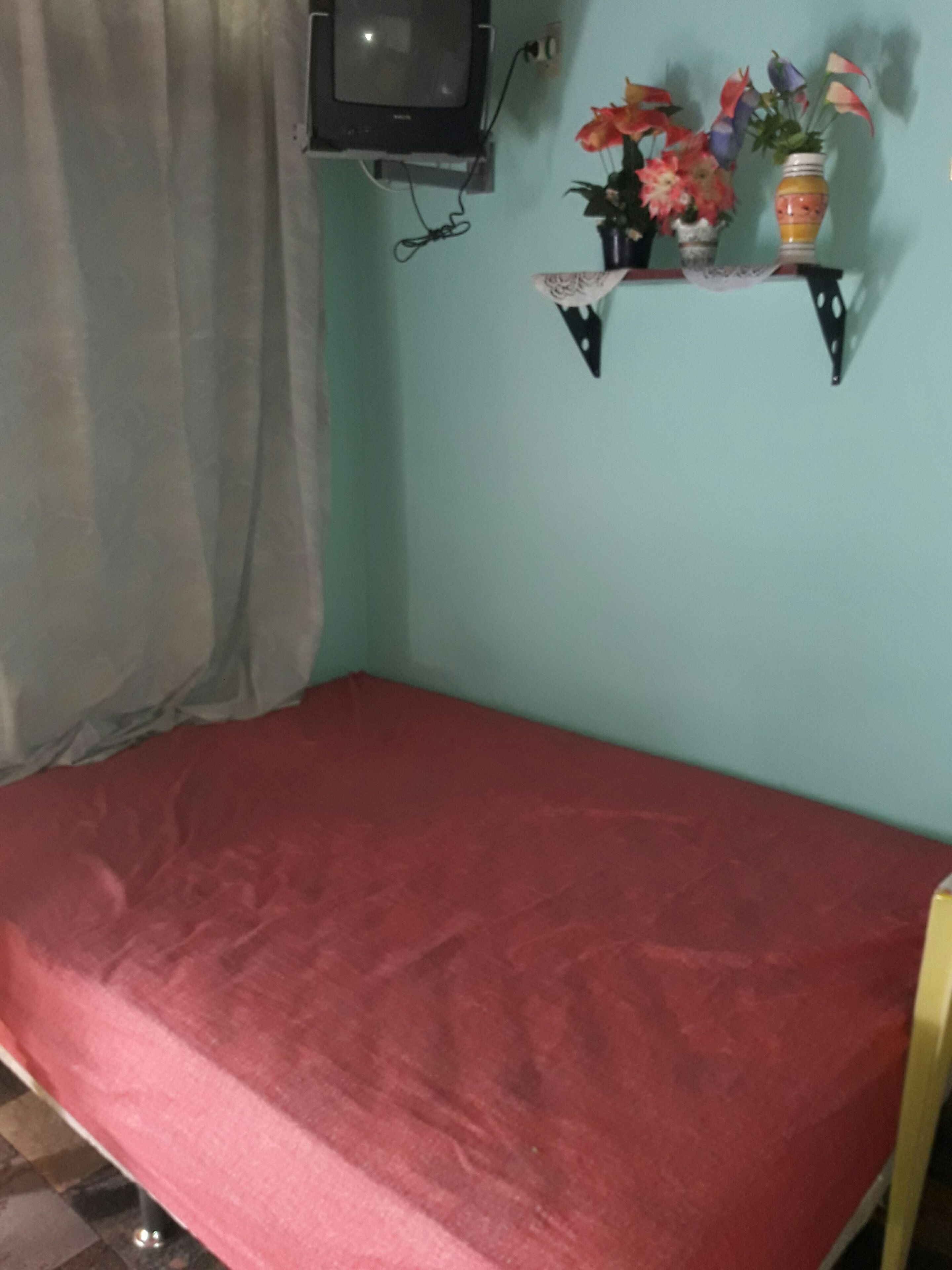  EXCELLENT STRUCTURE BUNGALOW NEAR BEACH AND SHOPPING PARK LAGOS