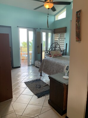 1 chambre, fer et planche à repasser, Wi-Fi, literie fournie