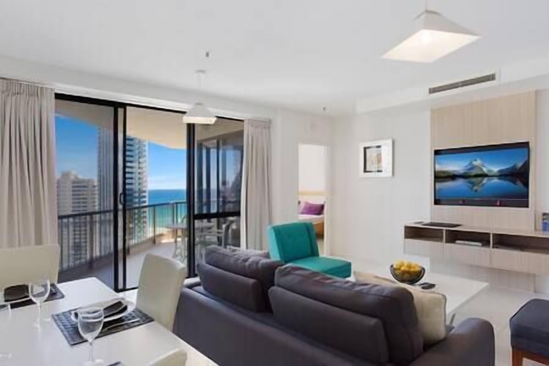 Beautifully Renovated Ocean View 22nd Floor Apartment