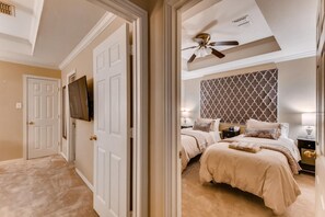 3 camere, tende oscuranti, ferro/asse da stiro, Wi-Fi