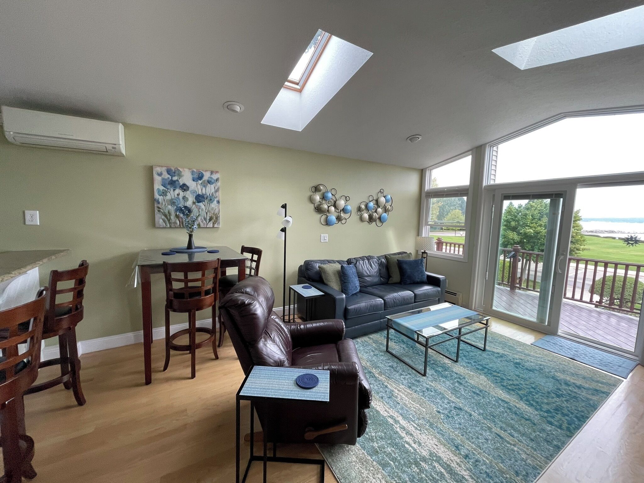 Wall of windows that brings the view inside.