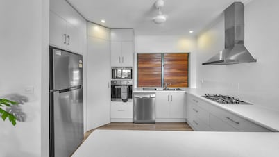 Casuarina Cove 13 Hamilton Island by HamoRent