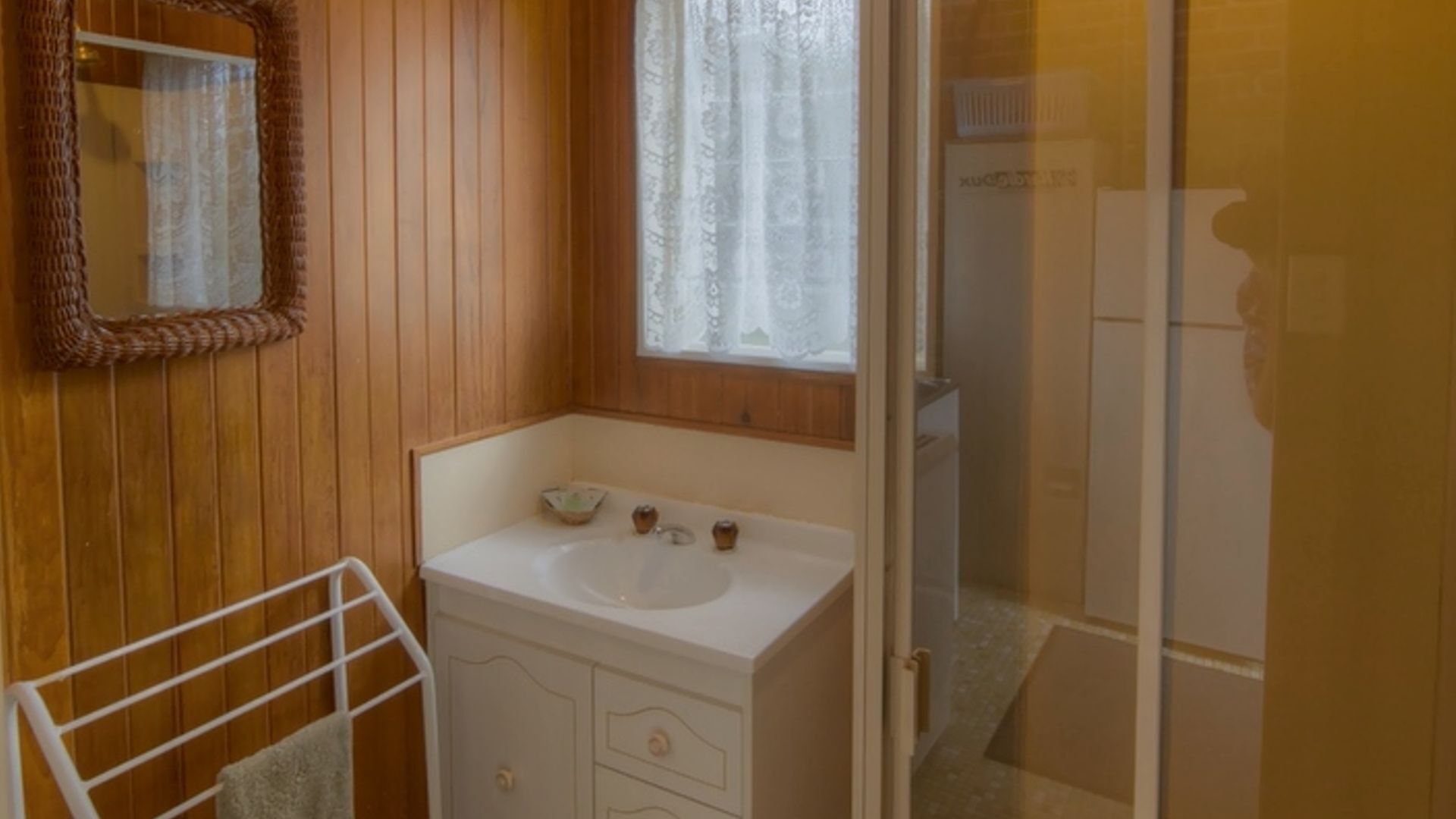 Denison Cottage Old Adaminaby — image 10